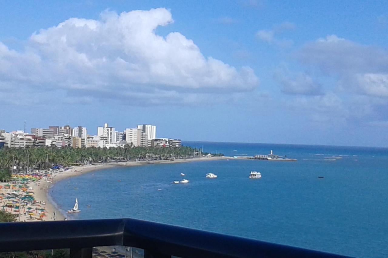 Na Beira Mar De Pajucara: Sea View With Balcony Apartment *